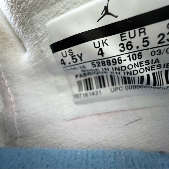 Jordan retro 11 low university blue - Picture 8 of 9